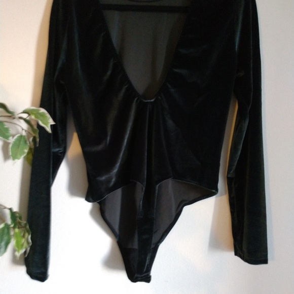 Victoria secret Sport NWT glitter star Bodysuit - Picture 7 of 7